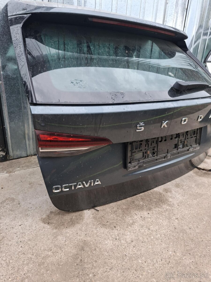 Kufrové dvere Škoda Octavia 4 Combi - 2