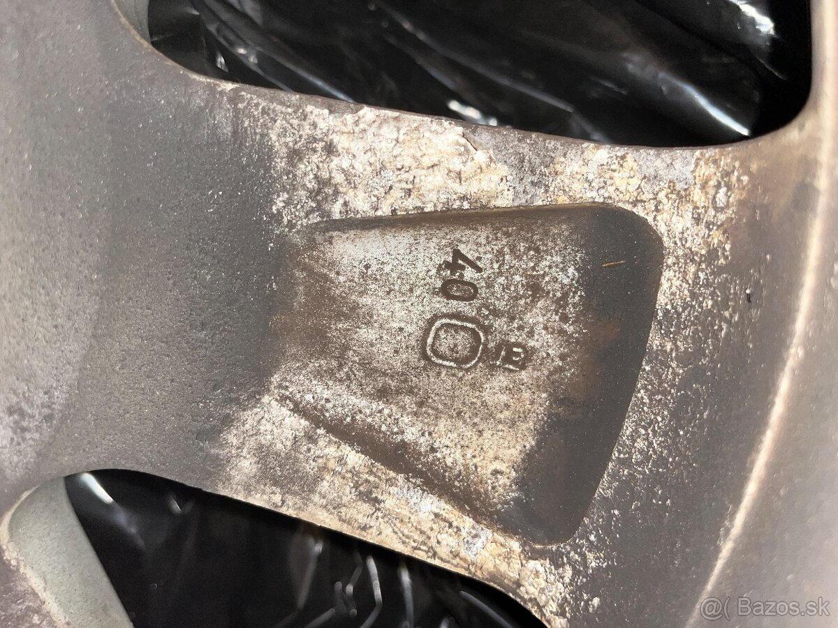 (Stare) pneu s diskami (3+1): 205/55 R16 T - 2