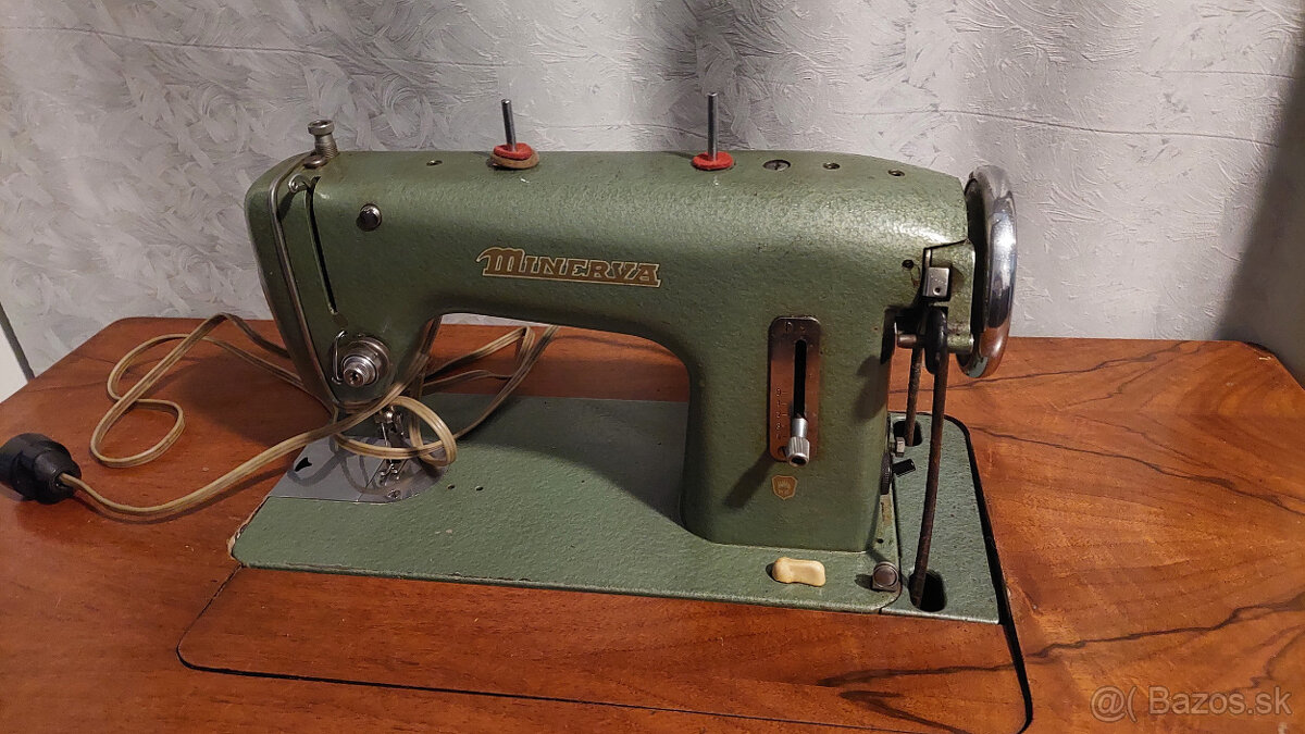 Šijací stroj Minerva 124 - 2