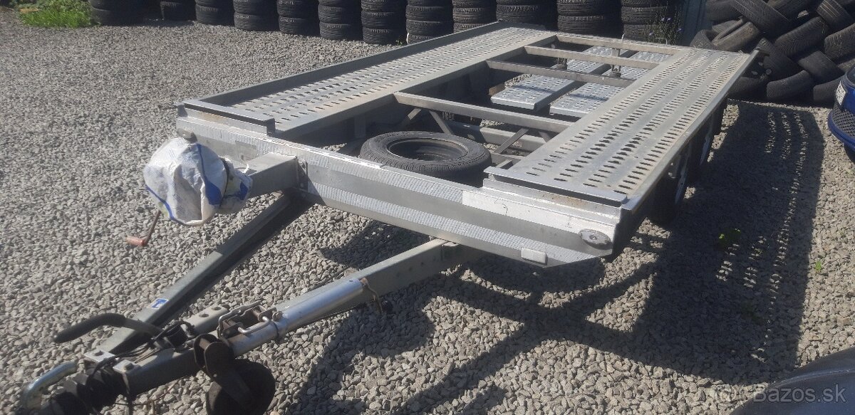 Autoprepravník Niewiadów 2700kg - 2