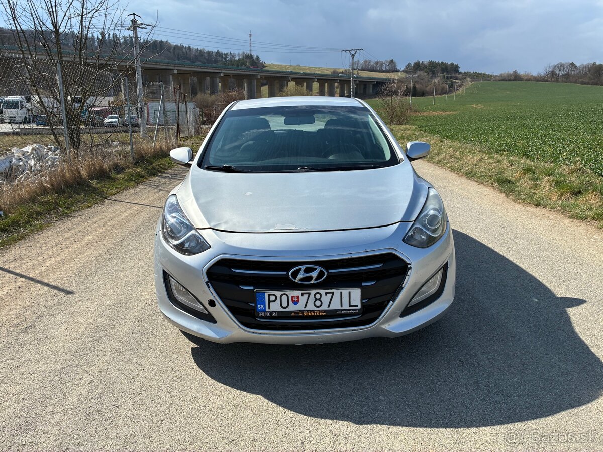 Hyundai i30 1.6crdi 81kw, STK 6.6.2026 - 2
