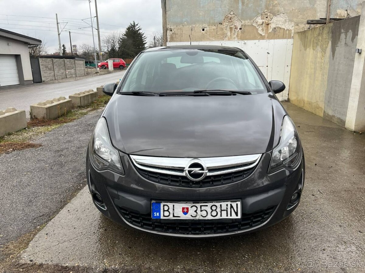 Opel Corsa D 1.3CDTi - 2