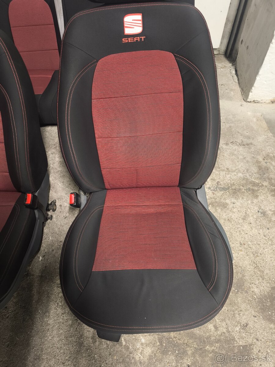 Predám sedadlá seat leon - 2