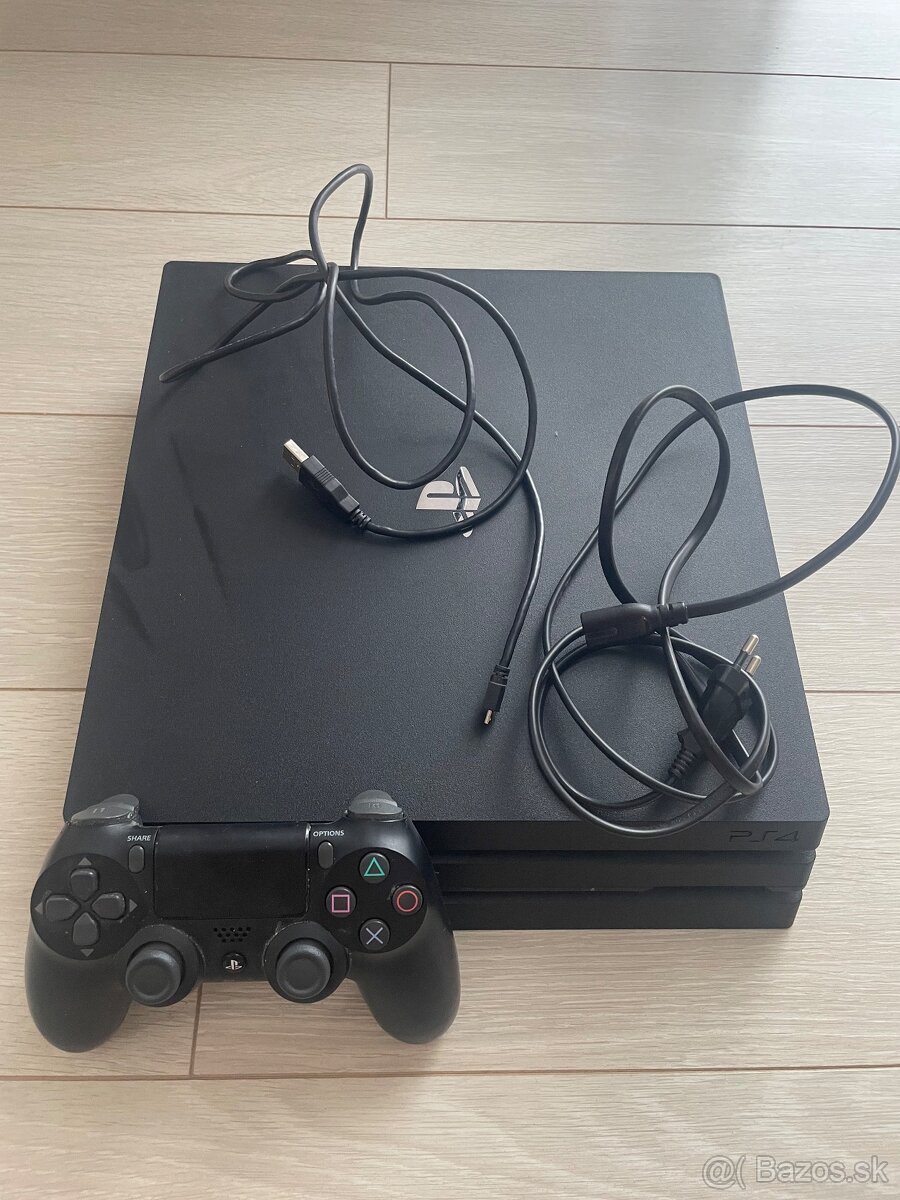 Playstation 4 pro 1TB - 2