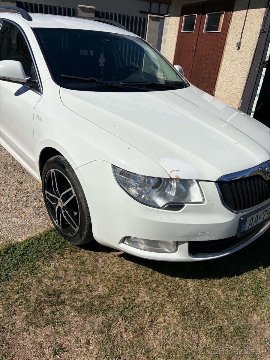Škoda superb - 2