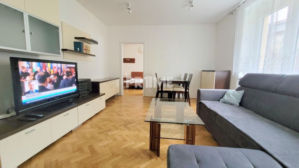 Pekný 2i byt, REKONŠTRUKCIA, KLÍMA, Karadžičova ulica, Staré – foto 2