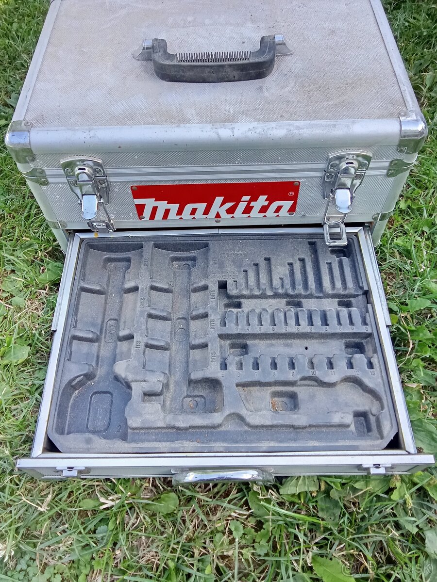 Kufrík Makita. - 2
