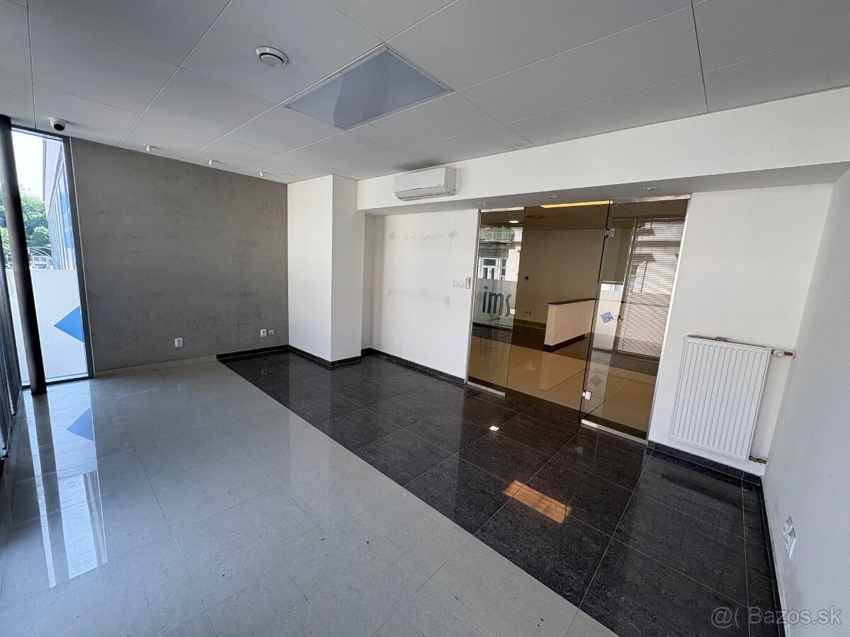 Prenájom exkluzívnych kancelárií v centre 129 m2 - 2