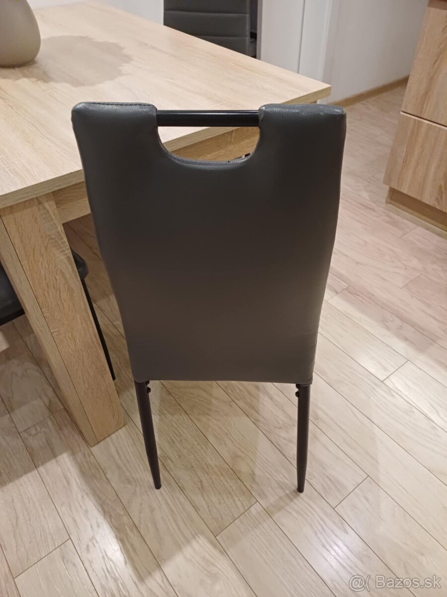 Kuchynske stoličky - 2