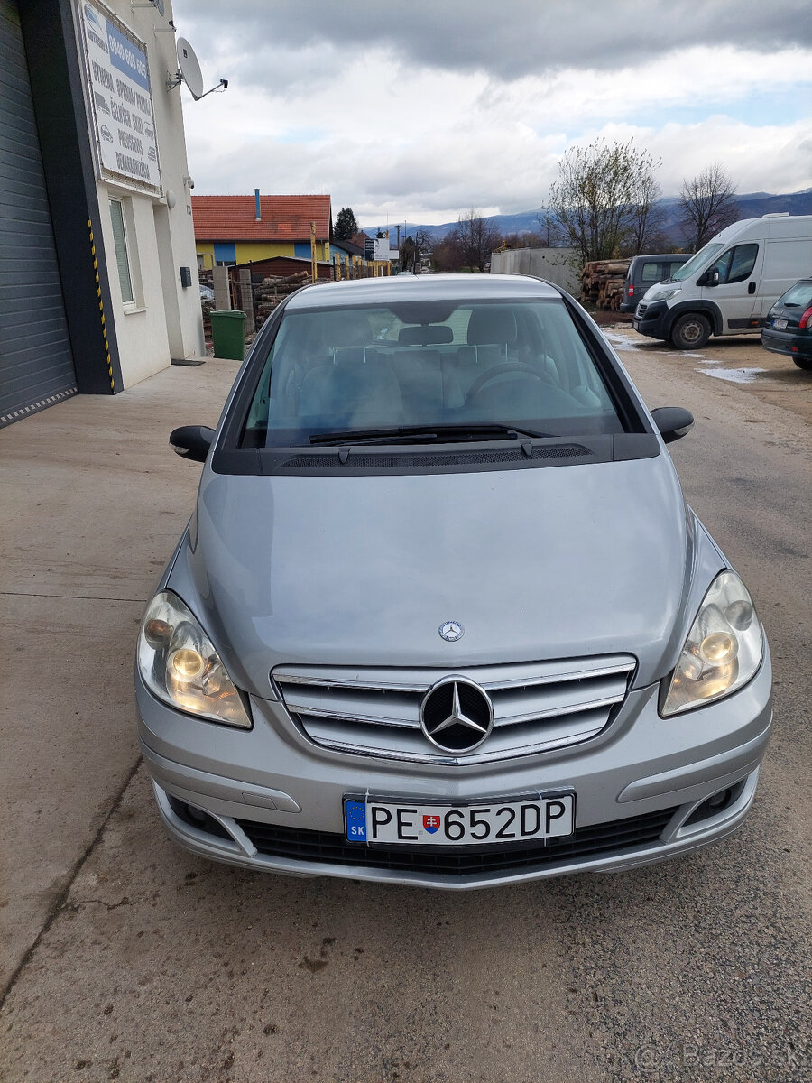 Predám Mercedes-Benz B 180 CDI - 2