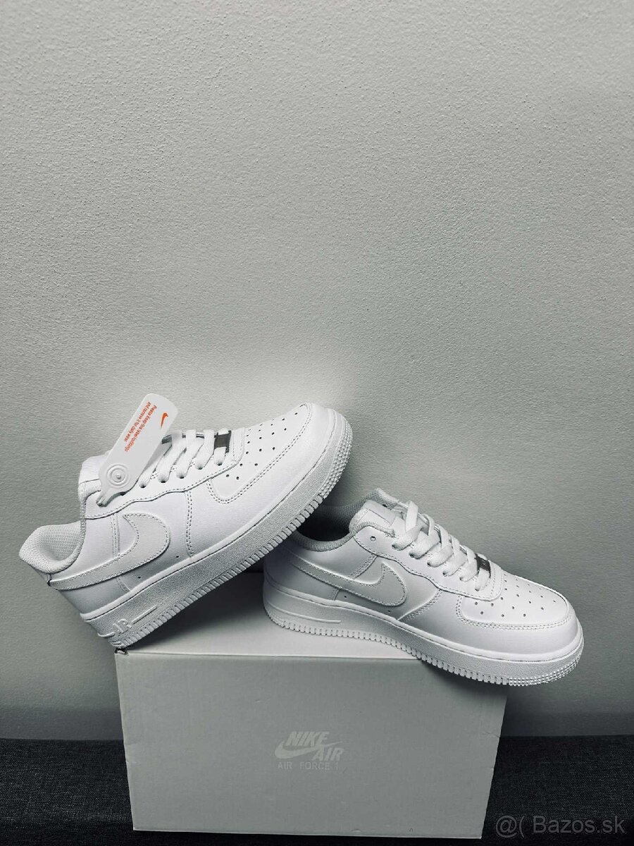Nike Air Force 1 Low White – nové, veľ. 38 (24 cm) - 2