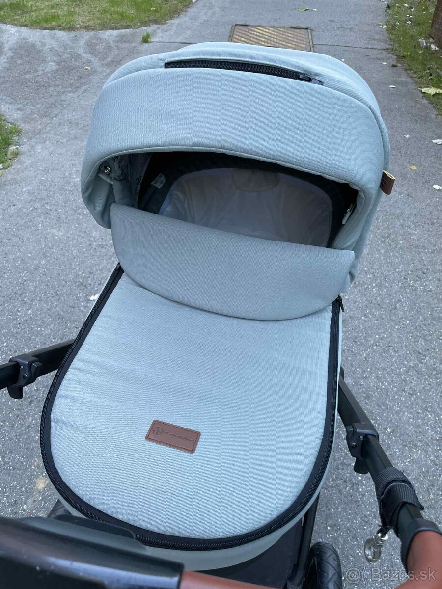 PETITE&MARS Kočík 3 kombinacia Trails Iron Green - 2