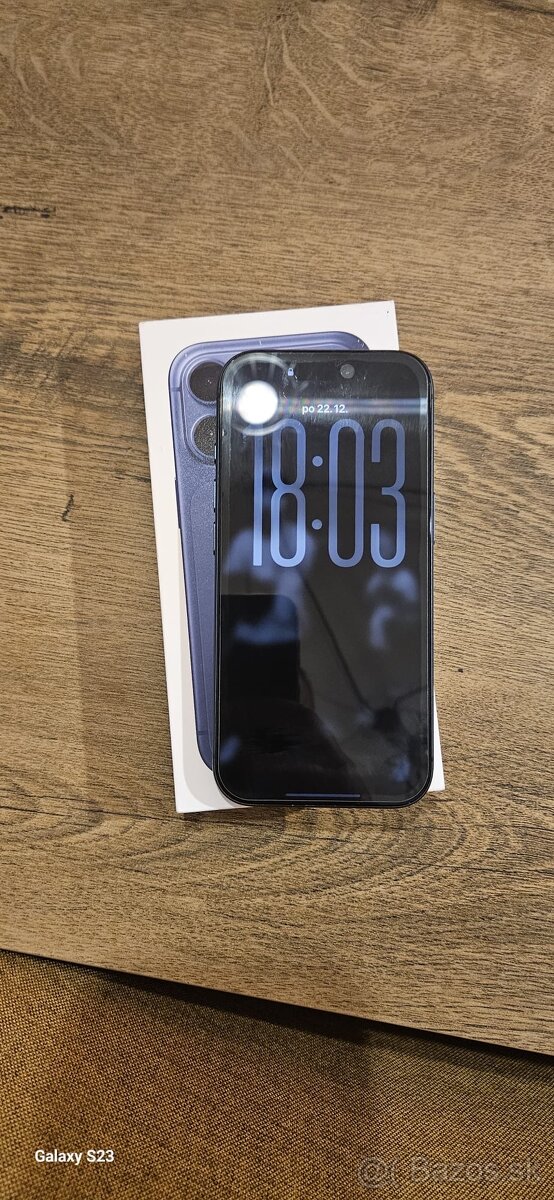 Predám iPhone 17 Pro 256gb Deep Blue - 2