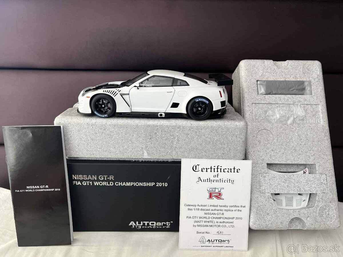 1:18 Autoart, Nissan - 2