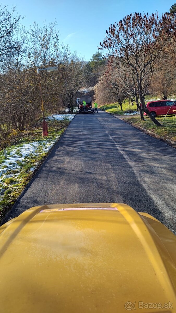 VÝSTAVBA A OPRAVY CIEST, CHODNÍKOV, ASFALTOVANIE - 2