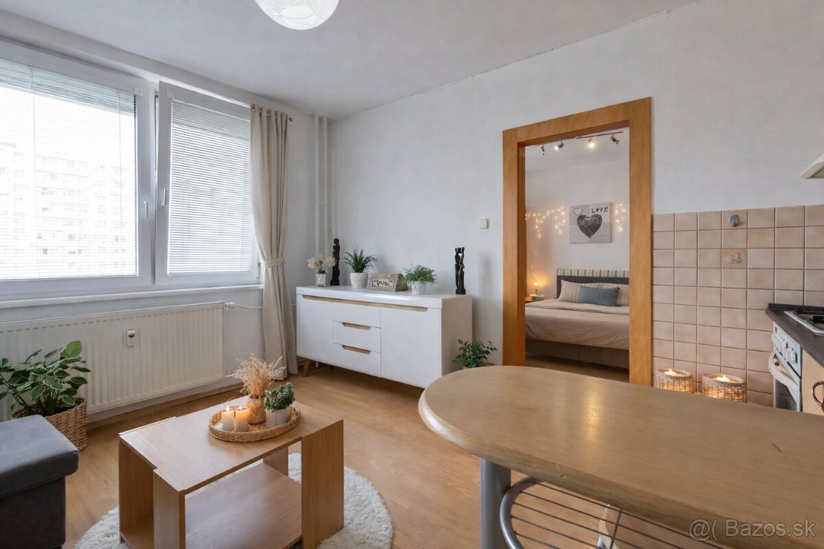 Prenájom 2-izbový byt s balkónom Trnava - 2