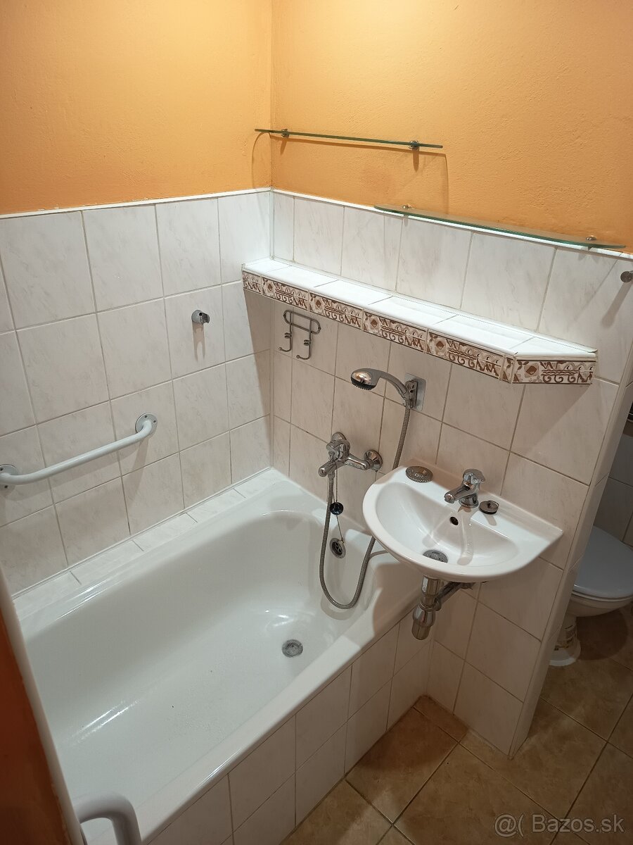 Predám garsonku v Galante - 2