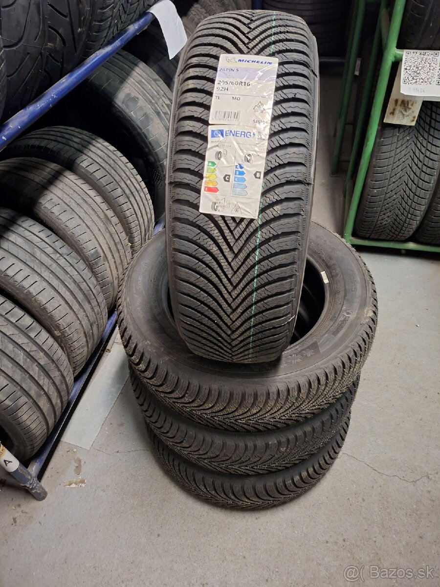 Michelin 205/60R16 Alpin 5 - 2