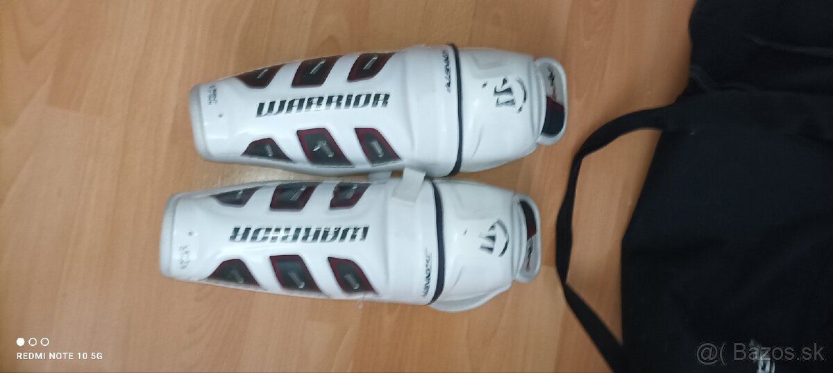 Hokejová výstroj - 2