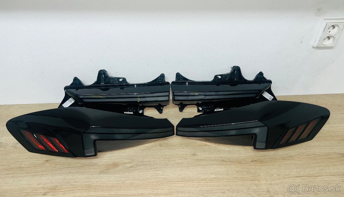 BMW XM G09 zadní světla - 2