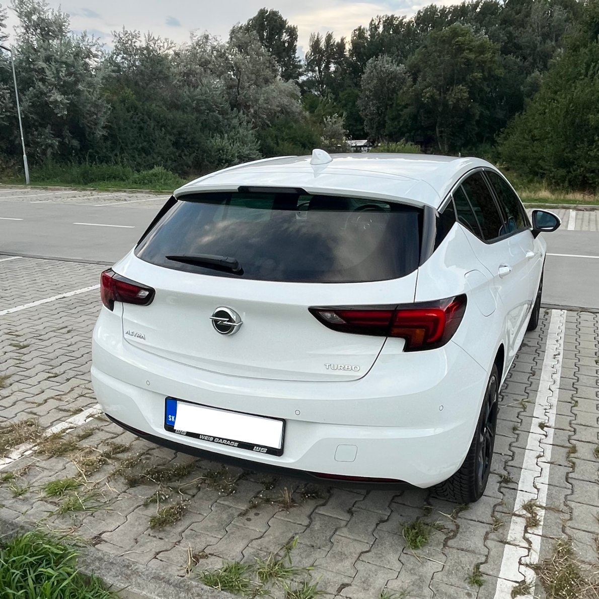 Opel Astra K 1.4 Turbo (benzín) - 2