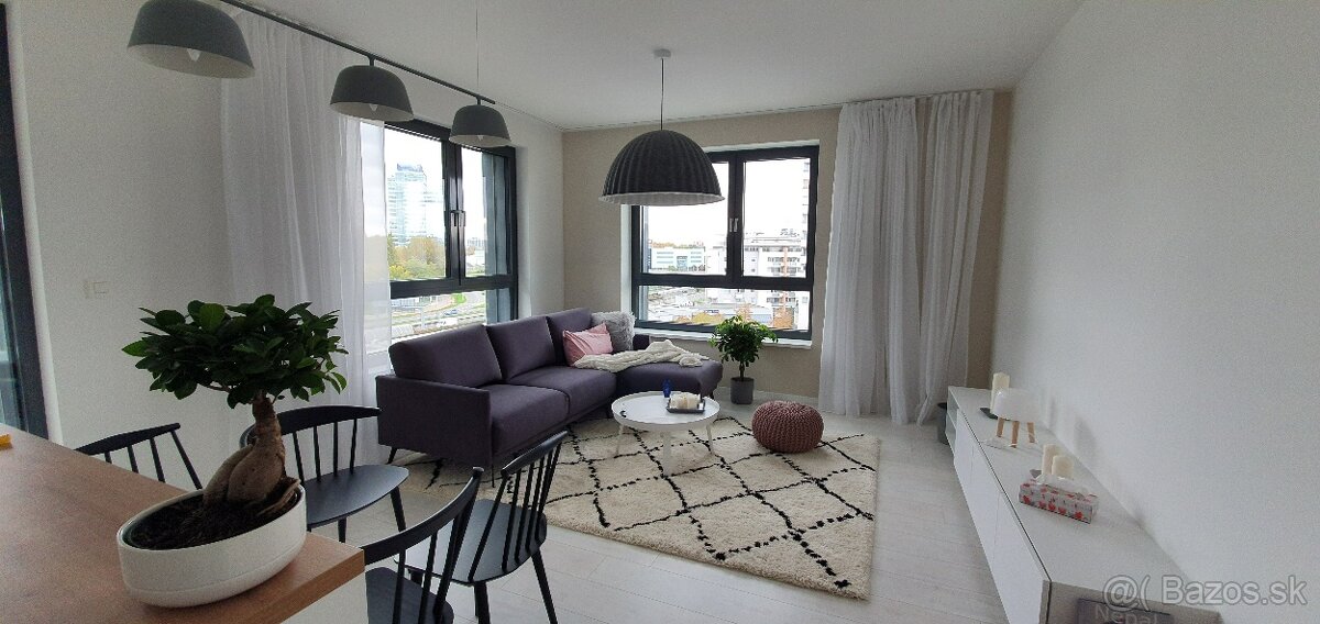 Einpark | nadštandardný plne zariadený 3i byt - 2