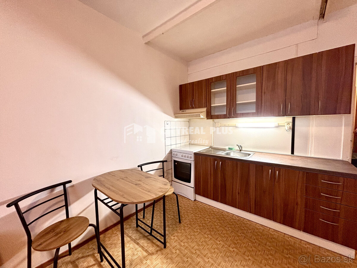 Ponúkame Vám na prenájom garsónku v meste Nové Zámky - 2