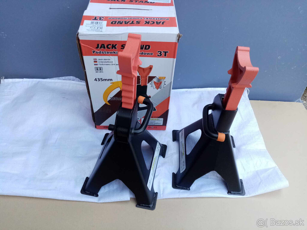 podstavec podpera pod auto - 2