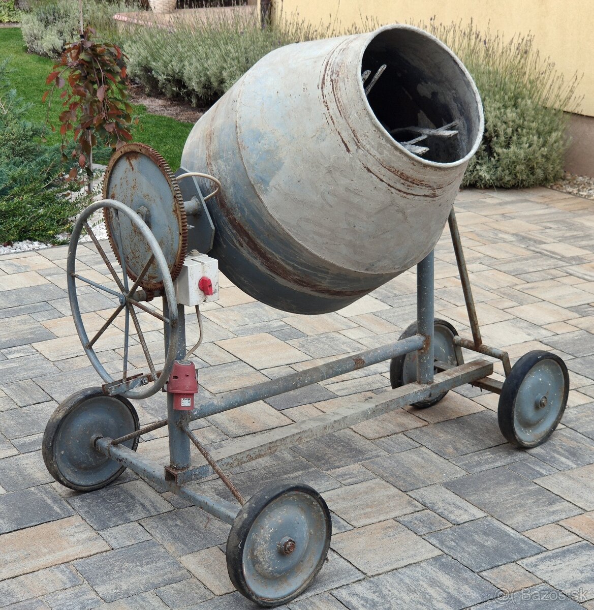 Miešačka na betón - 2