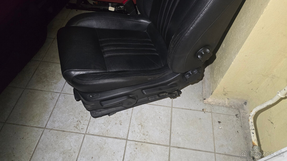 Alfa romeo 159 sedacky - 2