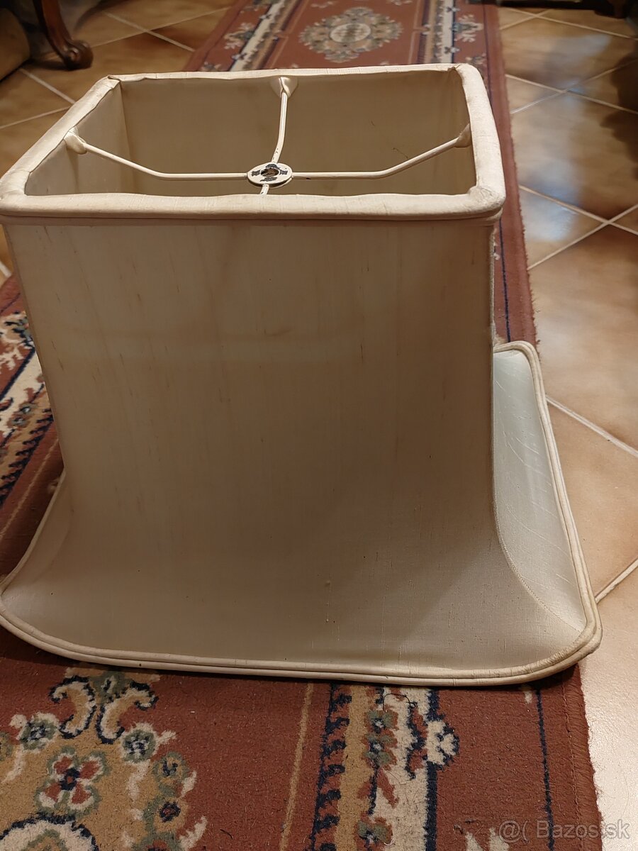 Tienidlo na lampu - 2