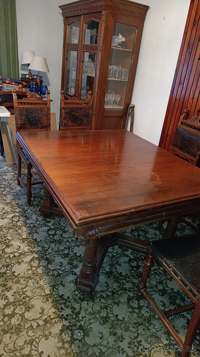 Predám starožitný jedálenský stôl - 2