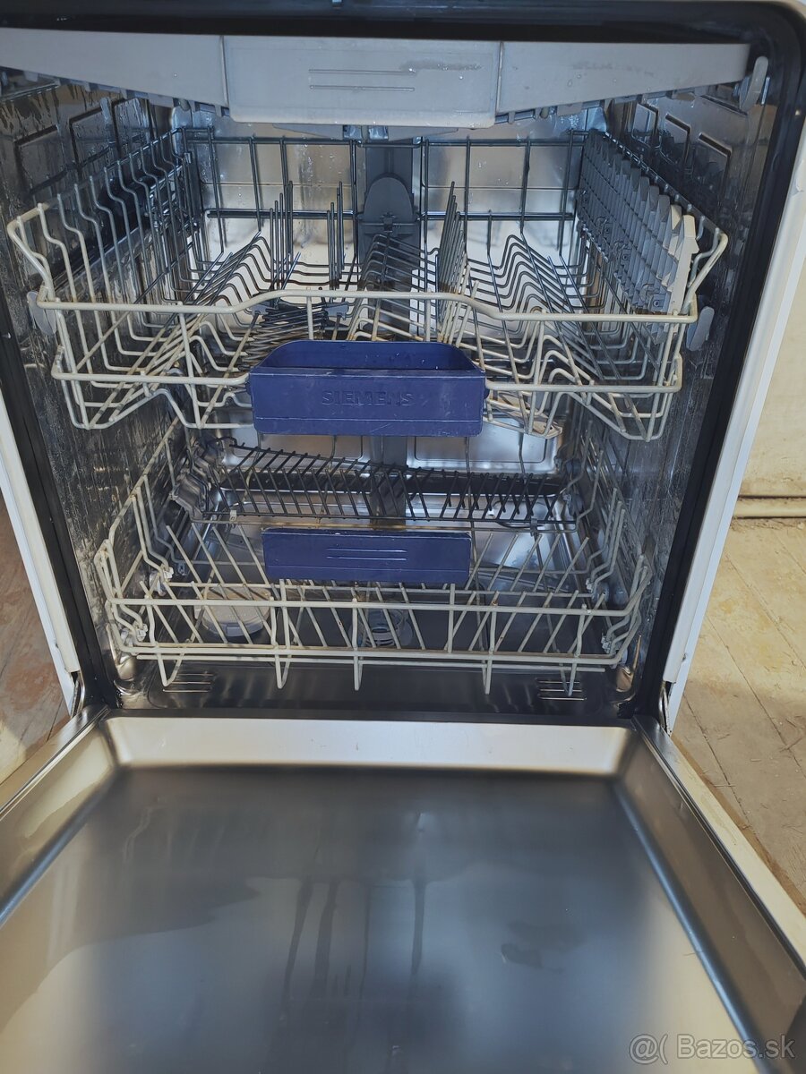 Predám umývačku riadu Siemens 60cm - 2