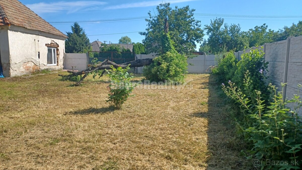 Iba u nás predaj 11 ar pozemku v obci Zemne - 2