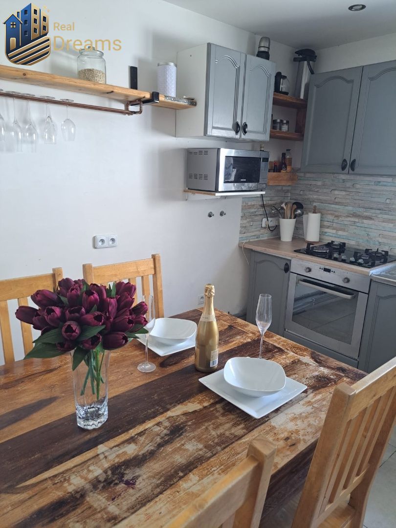 Exkluzívne na predaj 5 izbový rodinný dom - 2