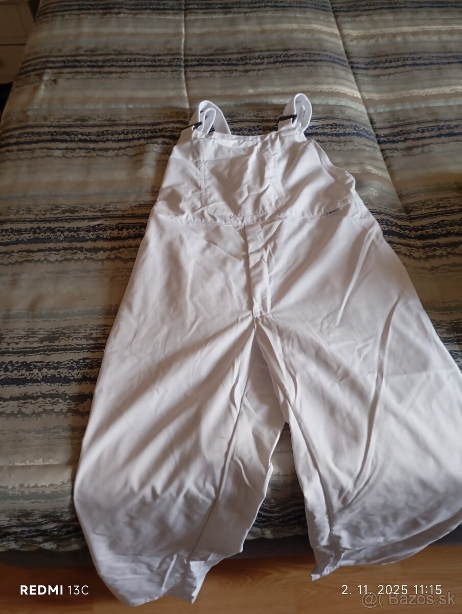 Predám Biele montérky 5000ks lacno - 2