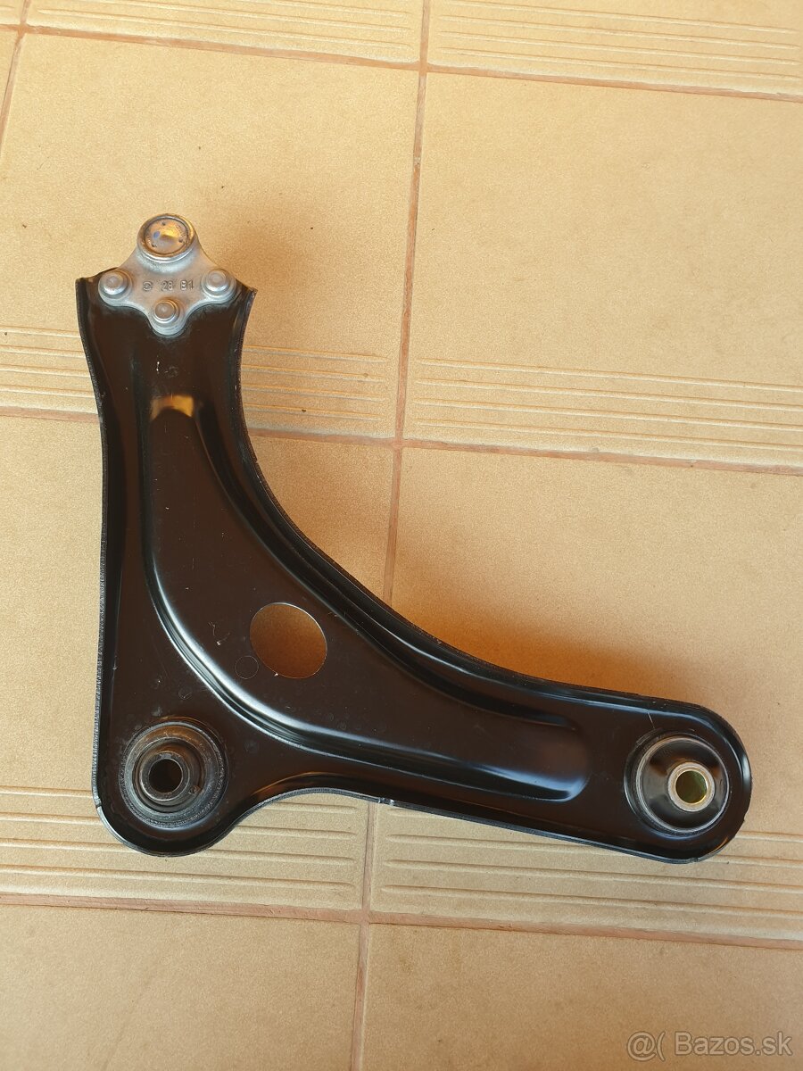 Ľave rameno na Citroen C3 - 2