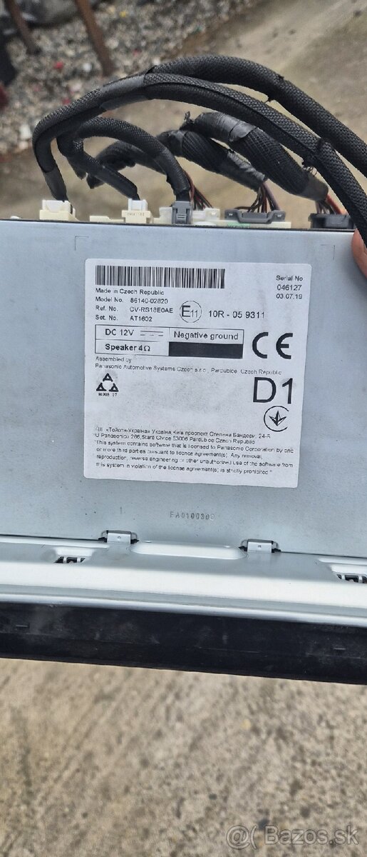 Predám autoradio oginal do Toyota Corola 2019 - 2