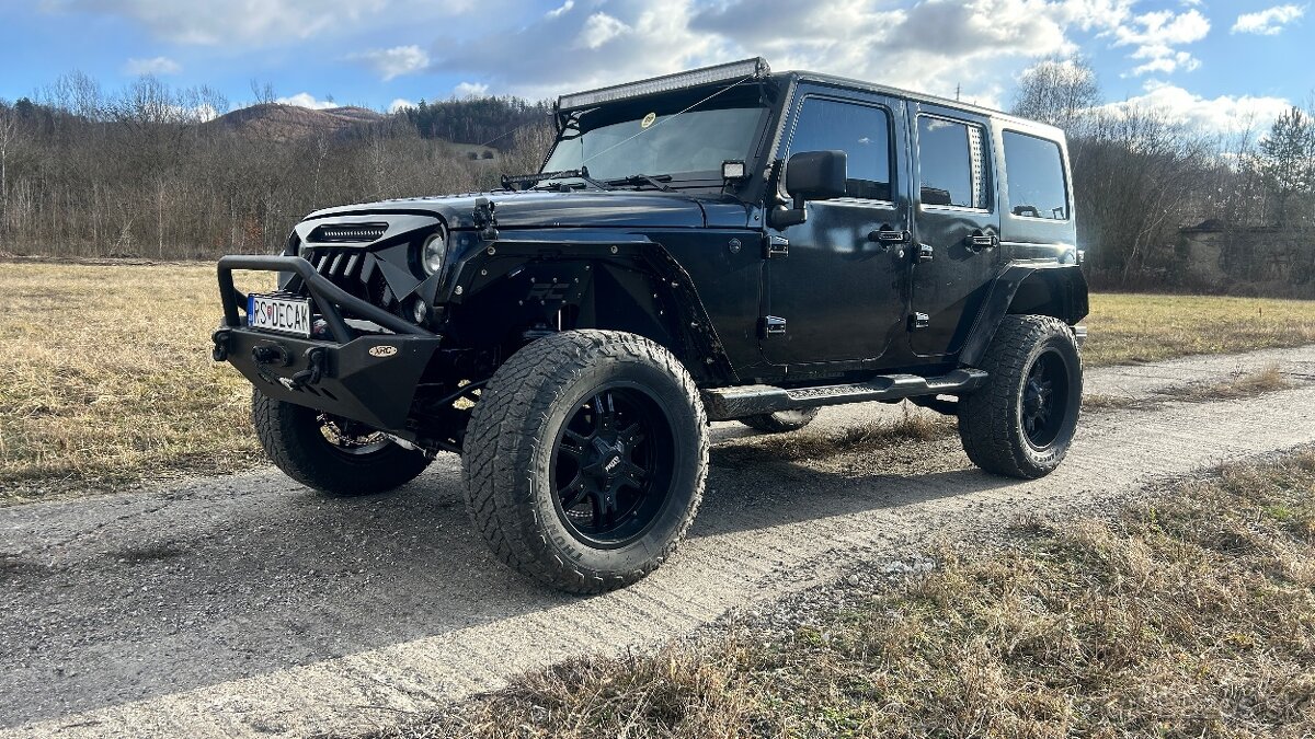 TOP Wrangler JK Unlimited • USA • 3.6 V6 • STK + EK • úpravy - 2