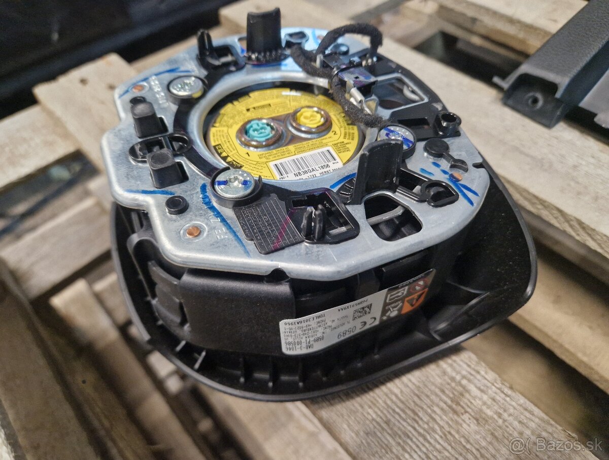 Airbagy Jeep Grand Cherokee WK2 2017 Summit - 2