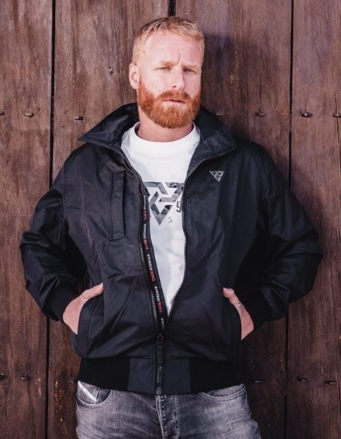 Kvalitná vetrovka TS - 2