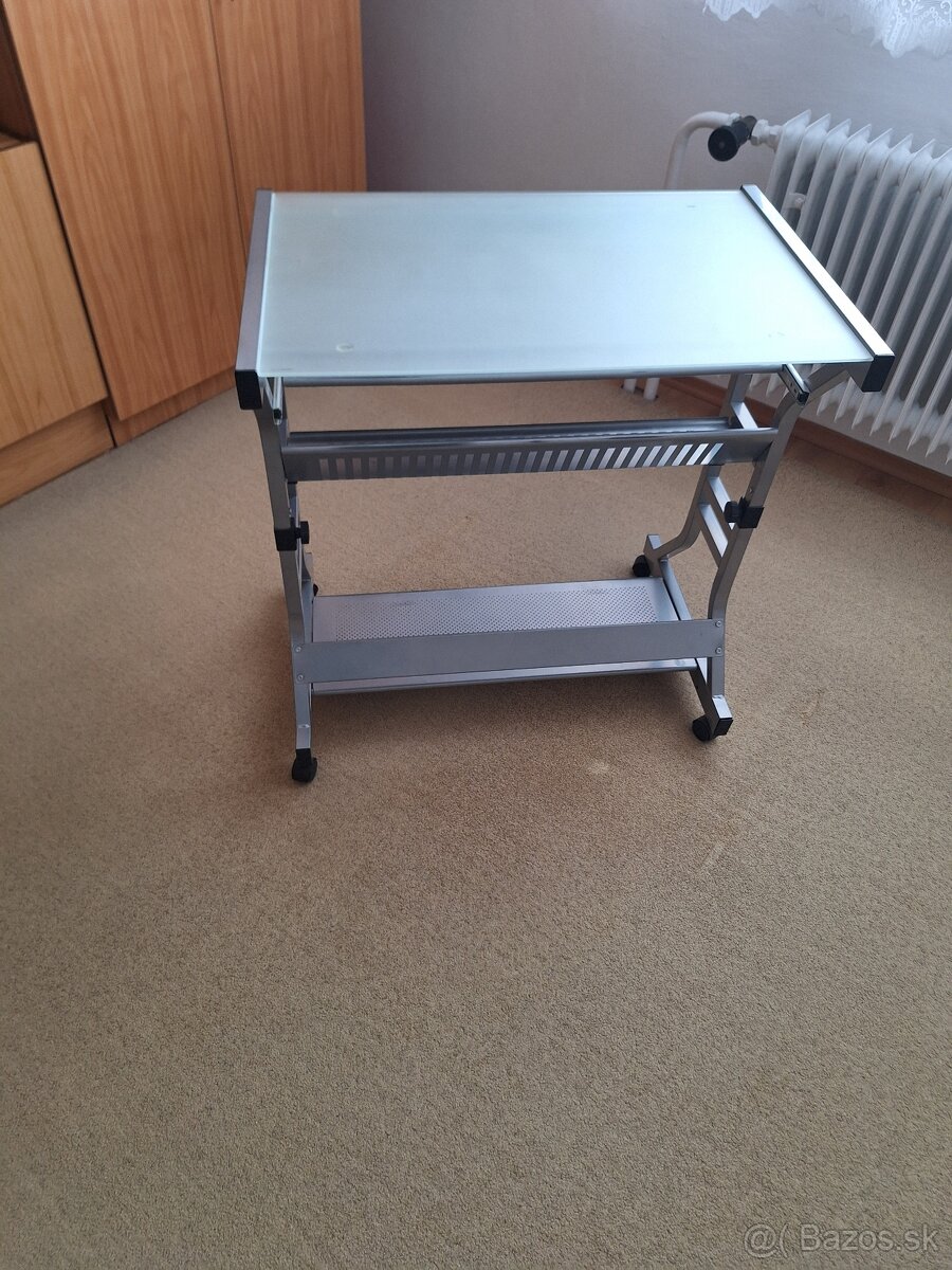 Kancelársky stôl - 2