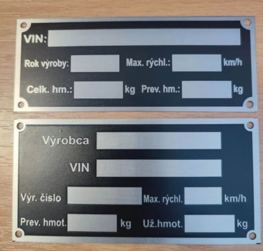 Výrobný štítok Avia Tatra Liaz - 2