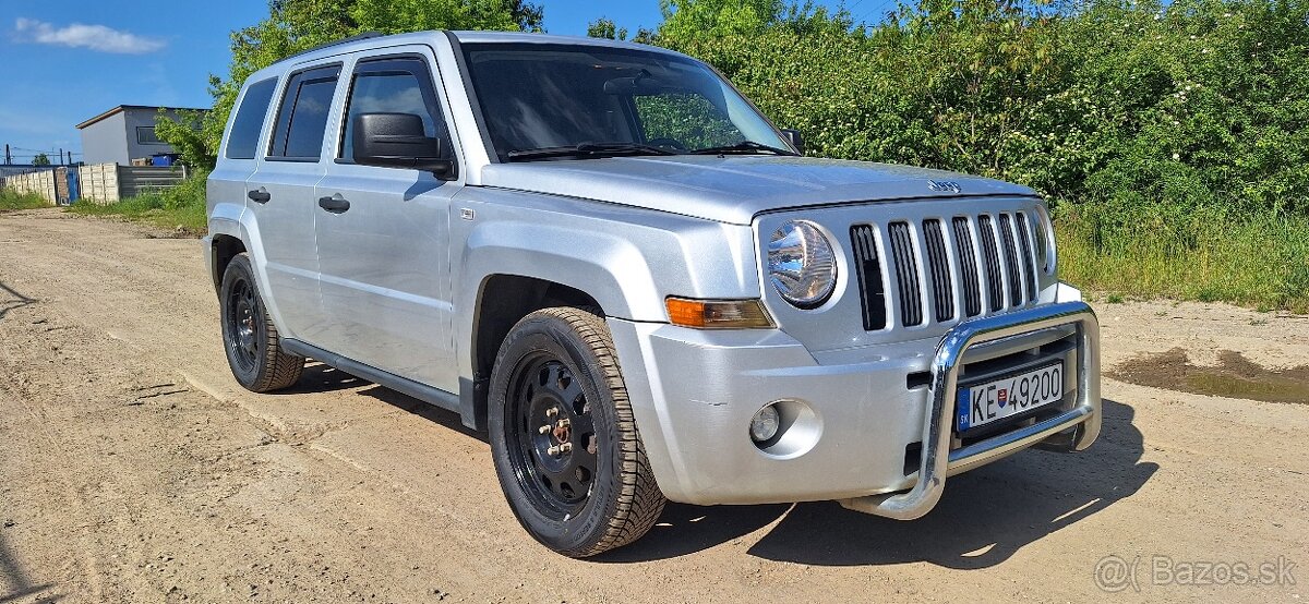 4x4 JEEP PATRIOT DIESEL KLÍMA ŤAŽNÉ NOVÁ STK 4990.-EUR