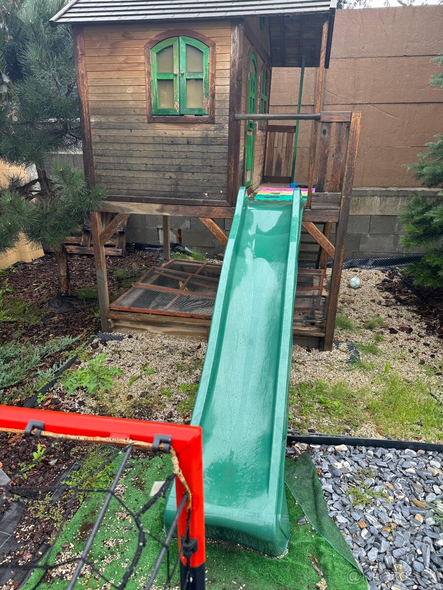 Záhradný, drevený domček - 2