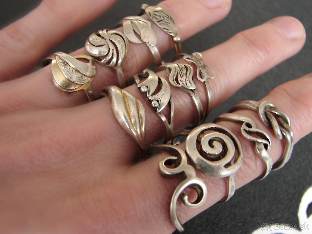 Starožitné a retro celostrieborné prstene - 2