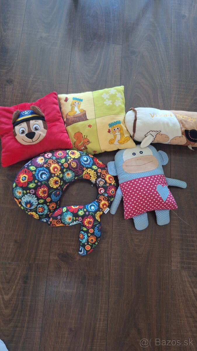 Vankúše plyšáky, futbalová lopta - 2