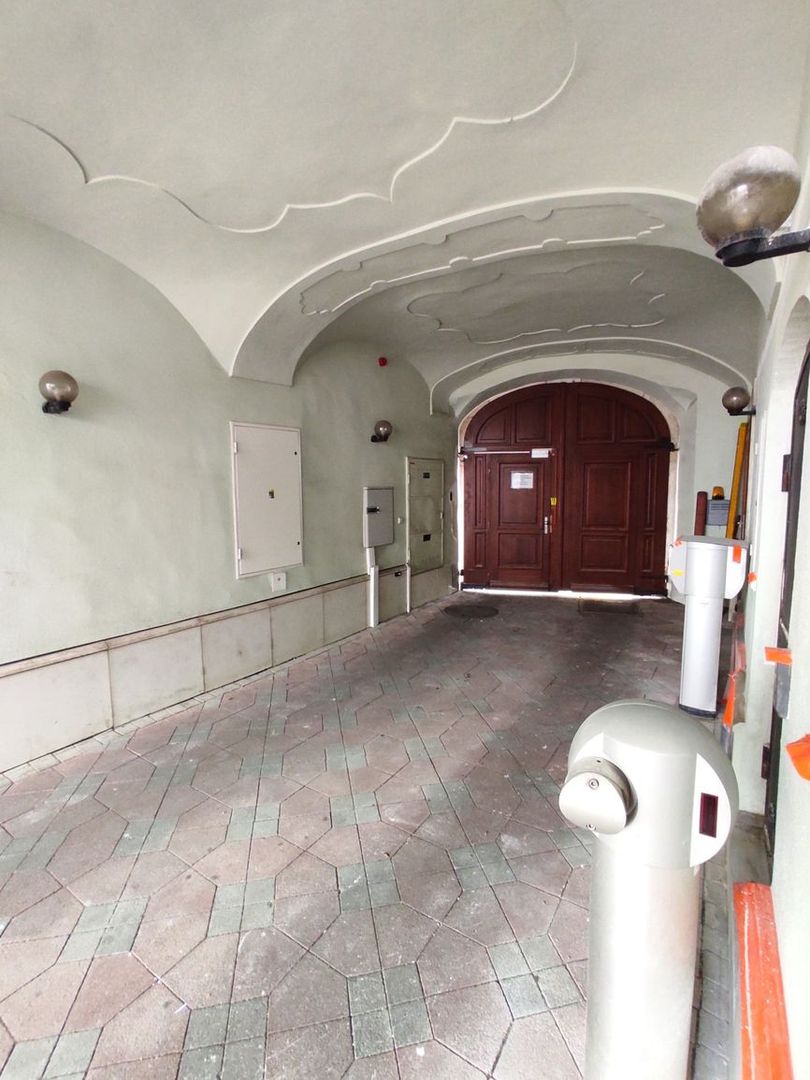 Obchodno-kancelársky priestor na prízemí, s vlastným vstupom - 2