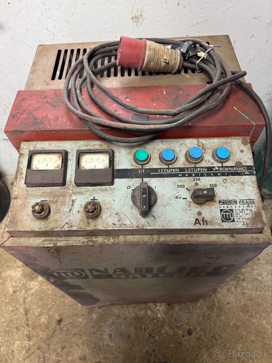 Nabíjačka batérií VZV - 2