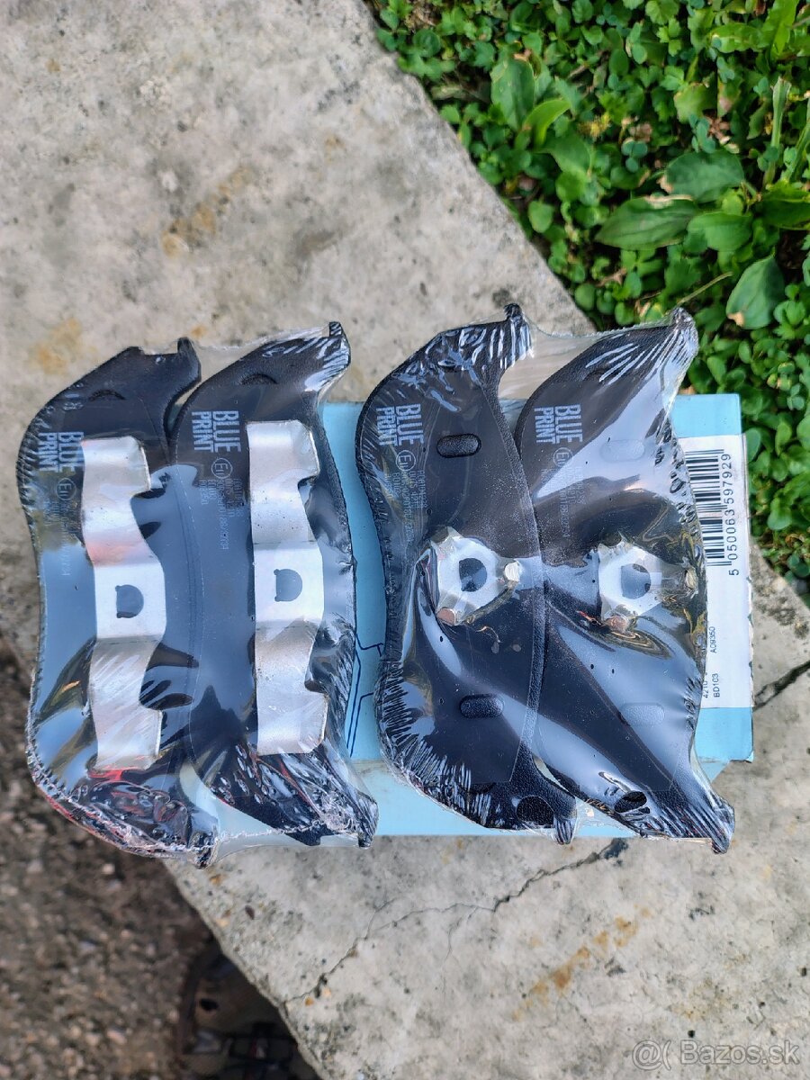 Jeep Cherokee,Liberty - 2